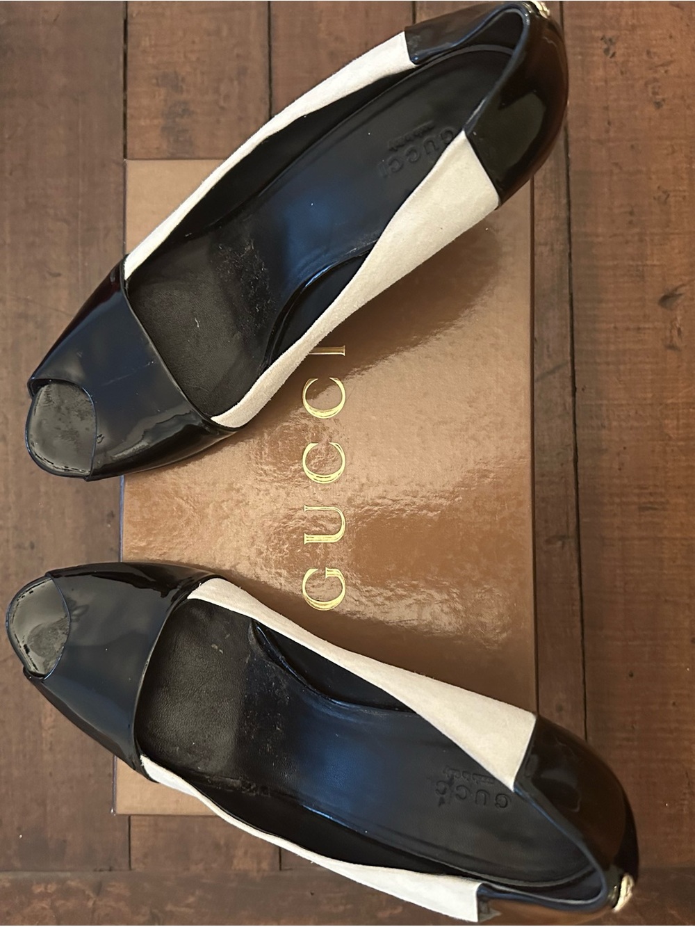 Gucci Black Patent and White Suede Open Toe Pumps - Picture 11 of 16